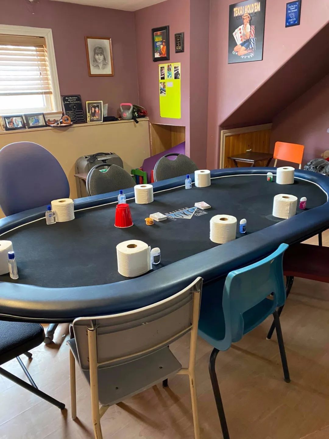 疫情期间的外国人都是怎么玩德州扑克的？ - 德州扑克